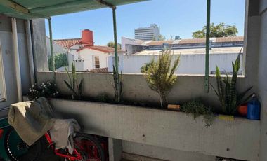 CASA 4 AMBIENTES CON TERRAZA Y GARAGE/LOCAL