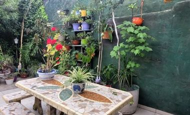 CASA 4 AMBIENTES VENTA EN LOMAS DE ZAMORA