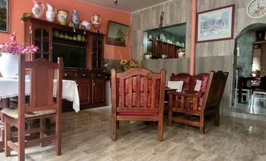 CASA 4 AMBIENTES VENTA EN LOMAS DE ZAMORA