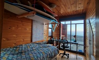 CASA EN VENTA CON VISTA AL MAR