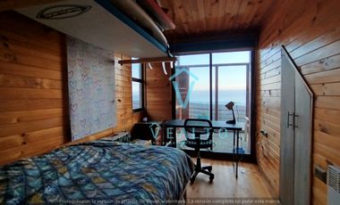 CASA EN VENTA CON VISTA AL MAR