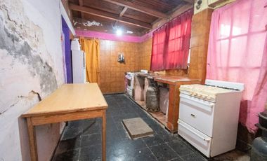 VENTA CASA A REFACCIONAR EN MONTE VERA