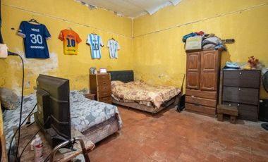 VENTA CASA A REFACCIONAR EN MONTE VERA
