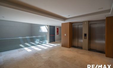 Venta Cochera Cubierta PB -Agora 1 -Pilar km46