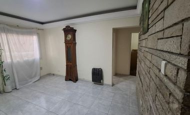 Departamento dos dormitorios planta baja con patio