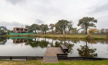 VENTA CASA 7 AMB LAGOS DEL NORTE A LA LAGUNA
