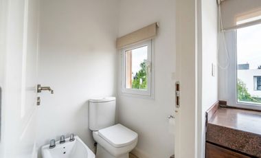 VENTA CASA 7 AMB LAGOS DEL NORTE A LA LAGUNA