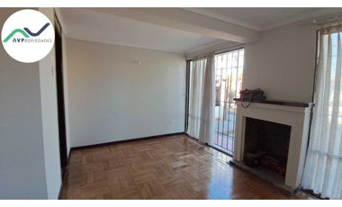 Casa en arriendo  en LA CISTERNA
