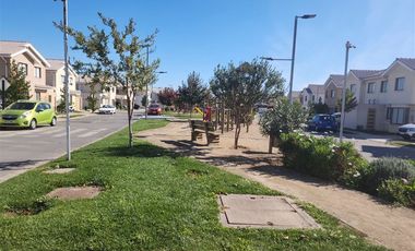 Casa en Arriendo en los ceibos 1100