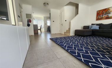 Casa en Arriendo en los ceibos 1100