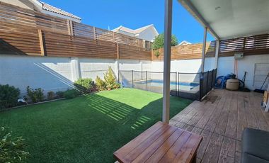 Casa en Arriendo en los ceibos 1100