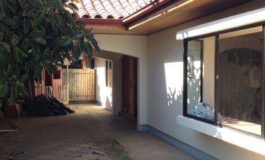 CASA COLONIAL , BARRIO TRANQUILO, VILLA EL PORTAL