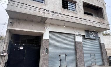 Locales mas Departamentos en Venta
