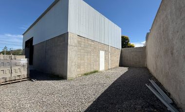 ALQUILER GALPON 163 M2 VILLA ALLENDE