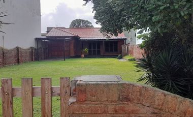 VENTA CASA CON GRAN PARQUE SANTA CLARA DEL MAR