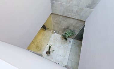 CASA EN ALQUILER CON PILETA - PLOTTIER