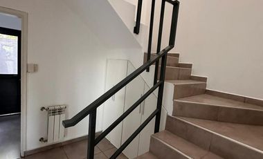Housing Pueblo Alto,  alquiler tres dormitorios, Villa Belgrano, Córdoba