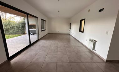 Housing Pueblo Alto,  alquiler tres dormitorios, Villa Belgrano, Córdoba