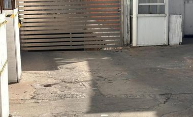 Cochera en venta sin expensas en zona centro
