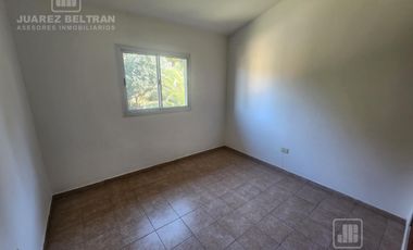 Alquiler -  Casa de 3 dormitorios Villa allende - Iquique 550, Lomas Este