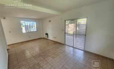 Alquiler -  Casa de 3 dormitorios Villa allende - Iquique 550, Lomas Este