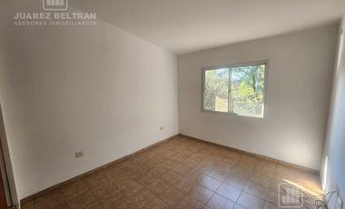 Alquiler -  Casa de 3 dormitorios Villa allende - Iquique 550, Lomas Este
