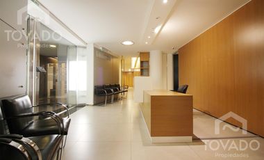 En alquiler! Oficina con seguridad 24hs y cochera en Retiro!