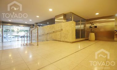 En alquiler! Oficina con seguridad 24hs y cochera en Retiro!