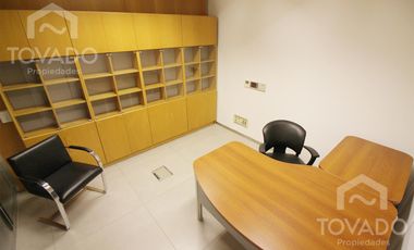En alquiler! Oficina con seguridad 24hs y cochera en Retiro!