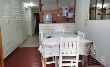 Departamento 2 ambientes c/cochera cubierta compartida - todos los  servicios
