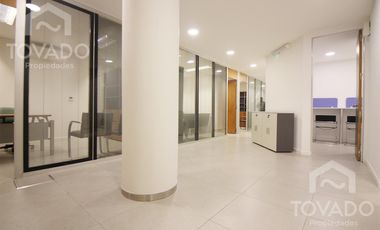 En alquiler! Oficina con seguridad 24hs y cochera en Recoleta!