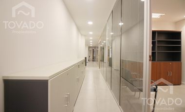 En alquiler! Oficina con seguridad 24hs y cochera en Recoleta!