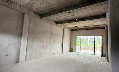 Local de 53m2 venta y alquiler en Guillermo E Hudson