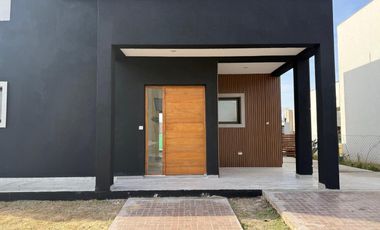 IMPECABLE Casa en  BARRIO SAN PABLO!!!