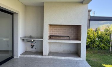 IMPECABLE Casa en  BARRIO SAN PABLO!!!