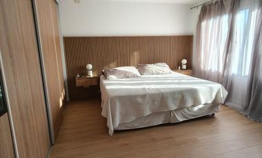 Casa en Venta – Adrogué Chico | 5 Ambientes con Piscina
