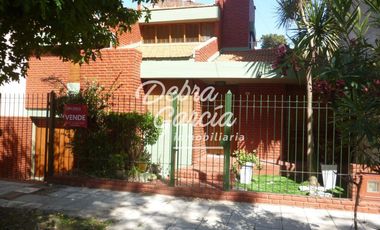CASA VENTA 4 AMBIENTES SAN BERNARDO 200 METROS DEL MAR