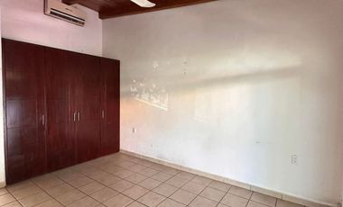 Casa Amplia en Manzanillo