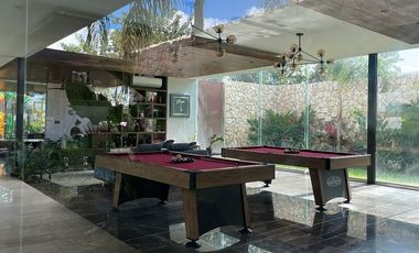 Renta casa amuebla, Privada El Origen, paneles solares. Carr Merida Progreso