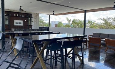 Renta casa amuebla, Privada El Origen, paneles solares. Carr Merida Progreso