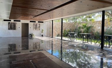 Renta casa amuebla, Privada El Origen, paneles solares. Carr Merida Progreso