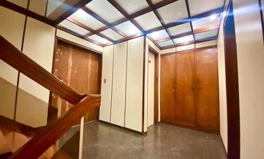 Casa venta casa 5 ambientes con piscina