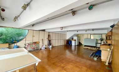 Casa venta casa 5 ambientes con piscina
