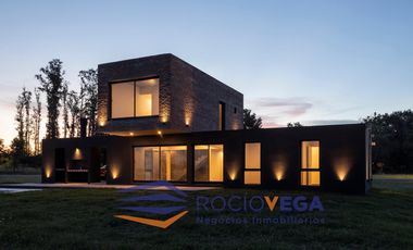 Casa en Alquiler Barrio Los Juncos Lujan