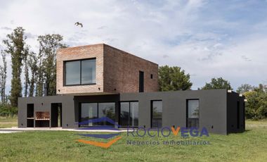 Casa en Alquiler Barrio Los Juncos Lujan