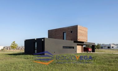 Casa en Alquiler Barrio Los Juncos Lujan