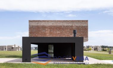 Casa en Alquiler Barrio Los Juncos Lujan