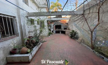 Venta Locales con Departamentos Ideal Inversores -  Paso Del Rey Centro