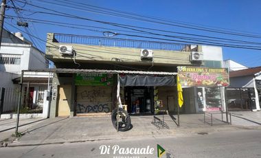 Venta Locales con Departamentos Ideal Inversores -  Paso Del Rey Centro