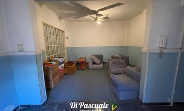 Venta Locales con Departamentos Ideal Inversores -  Paso Del Rey Centro